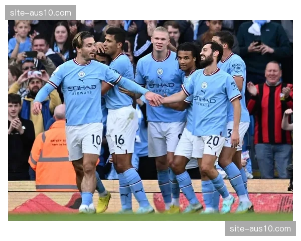 英超争冠格局生变 阿森纳与曼城形成双雄争霸态势 英超争冠格局生变 阿森纳与曼城形成双雄争霸态势